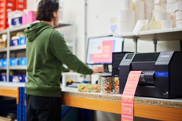 Investeer in snelheid, kwaliteit en uptime met een professionele labelprinter